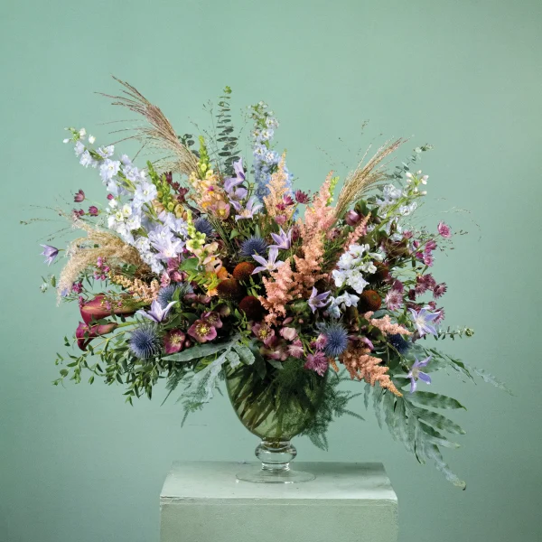 Floral Trends Mike Boerma. Trend 6: Open silhouette