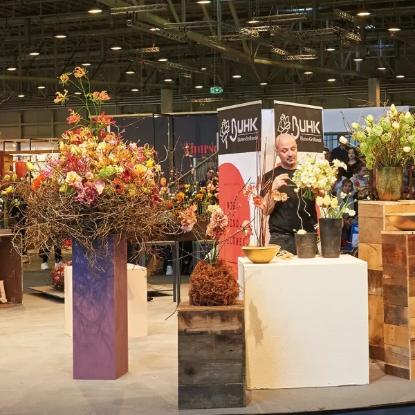 AM-750100105-IPM25-FDF Show