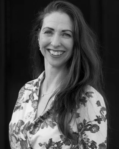 Claire van der Velden