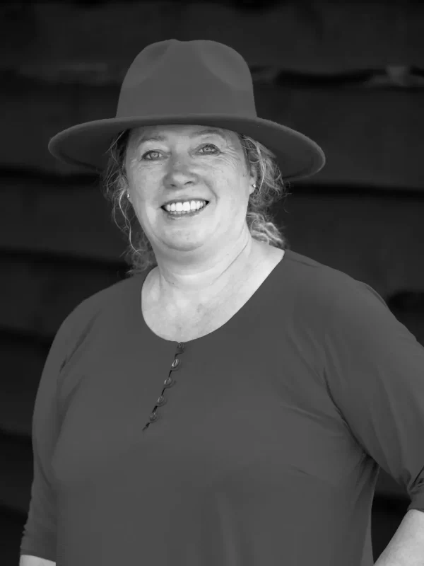 RM-DPK-Hilda-06-001-BW